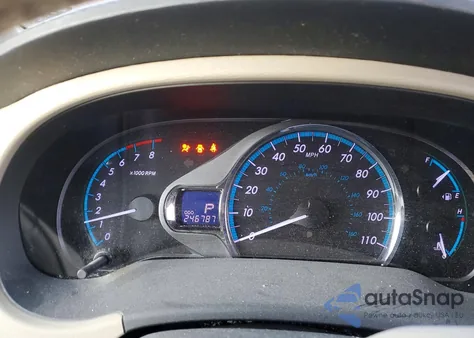 2014 Toyota Sienna Xle 7-Passenger z USA, uszkodzony, nr VIN 5TDDK3DCXES073592